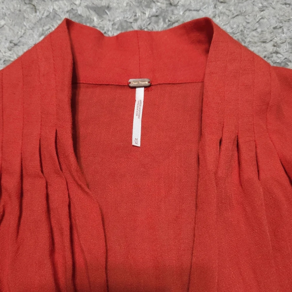 FREE PEOPLE Long Sleeve Deep V-Neck Gauzy Boho Top W/ Mother of Pearl Buttons, M - Picture 10 of 15